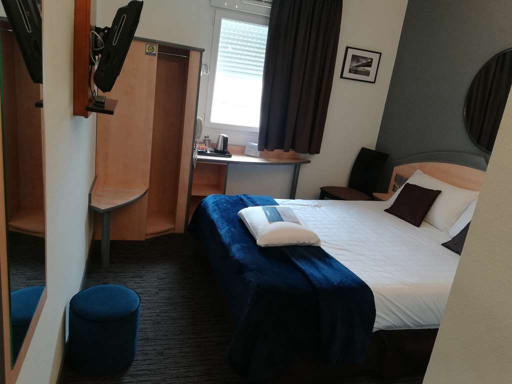 Hotel Kyriad Brive Ouest Pokoj fotografie
