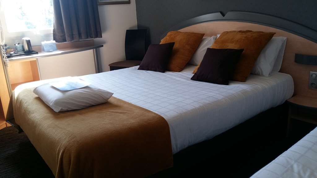 Hotel Kyriad Brive Ouest Pokoj fotografie